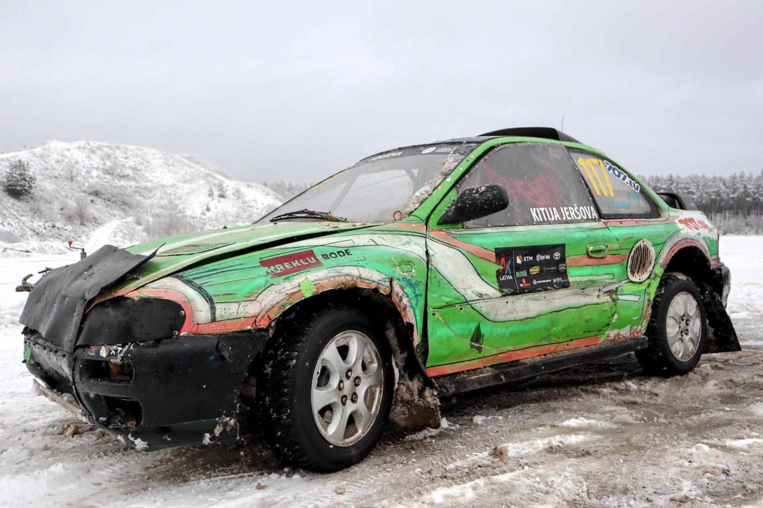 Ārgale_Dzilna_Lagzdiņa_Zariņš_autosportiste-_1_-копія.jpg
