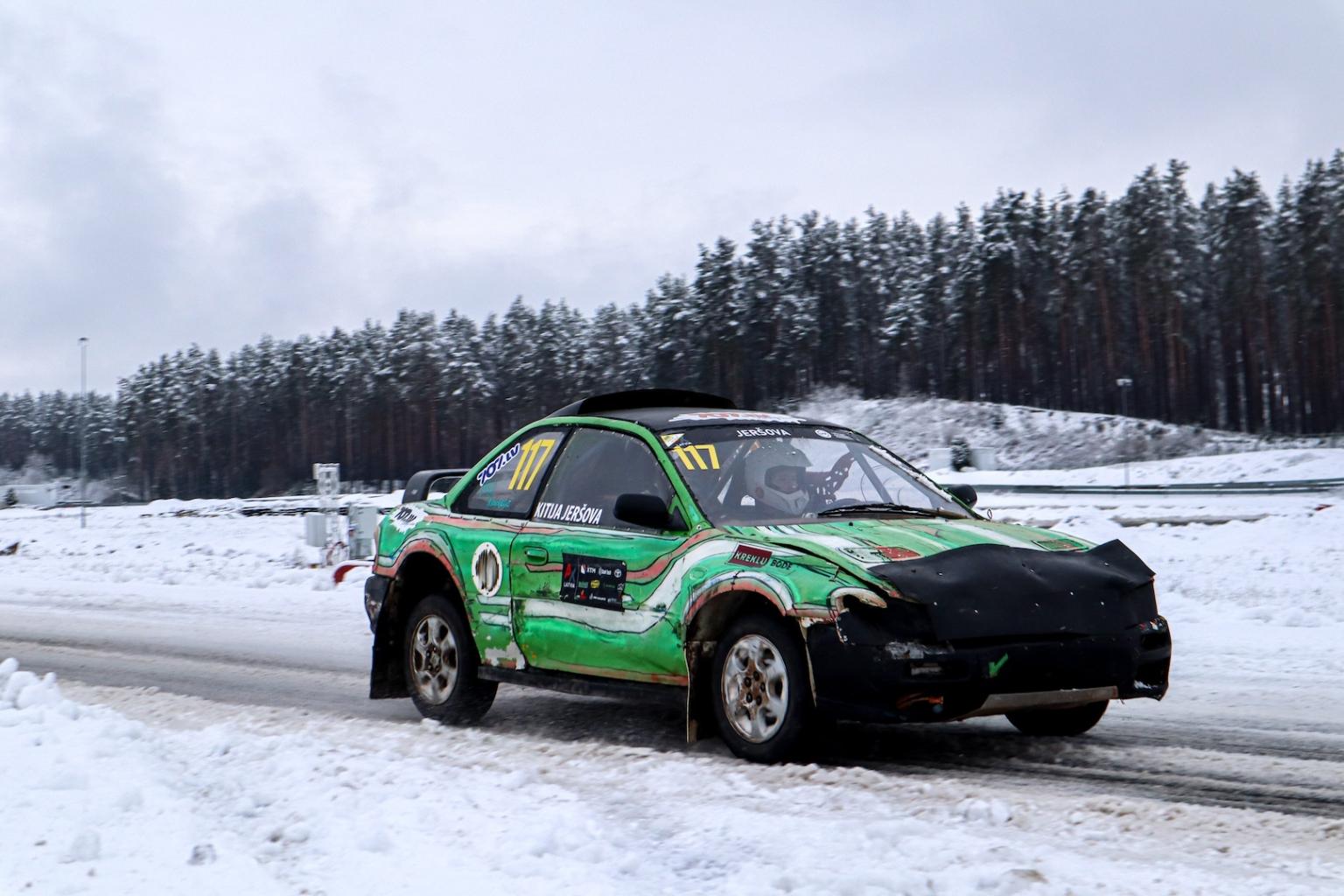 Ārgale_Dzilna_Lagzdiņa_Zariņš_autosportiste-_6_-копія.jpg