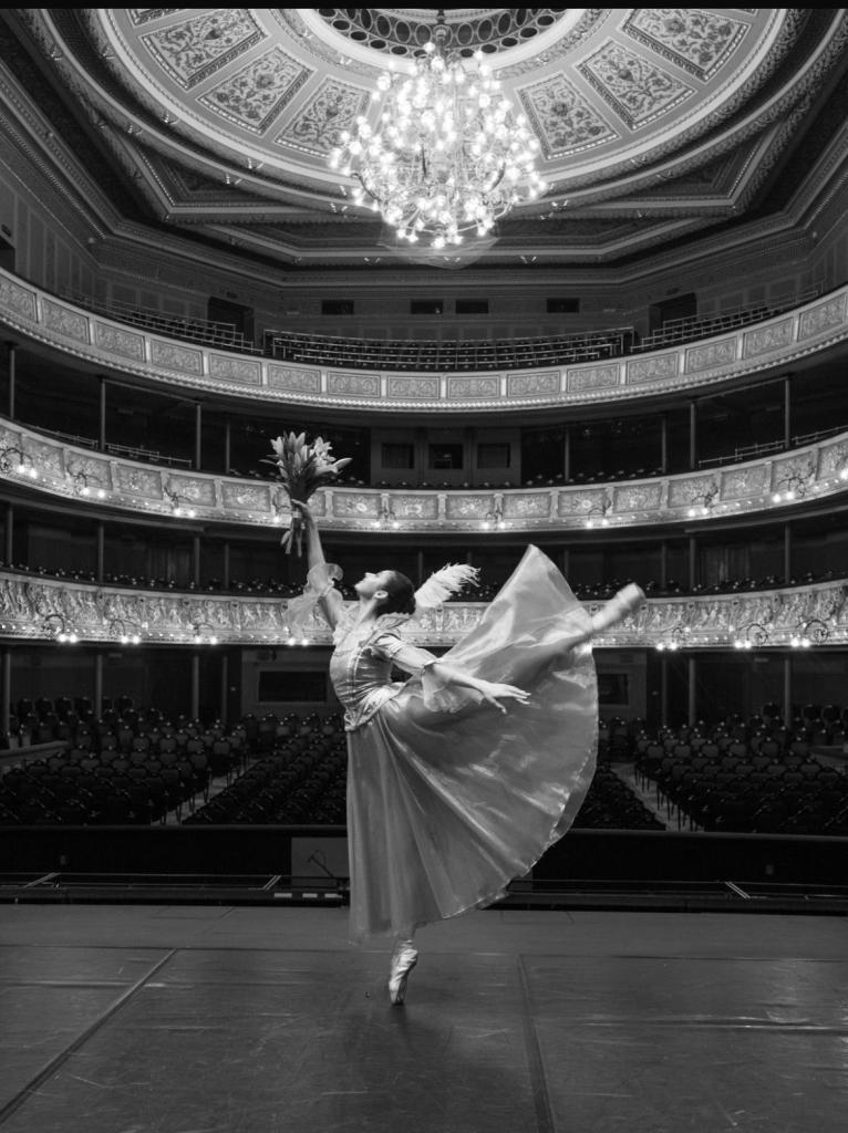 Elīnas Eksas personīgais arhīvs copy.jpg